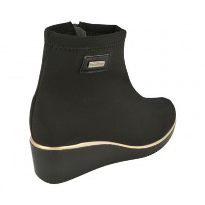 Botina Confort Flex – Estilo, Proteção e Conforto Diário (Copia)