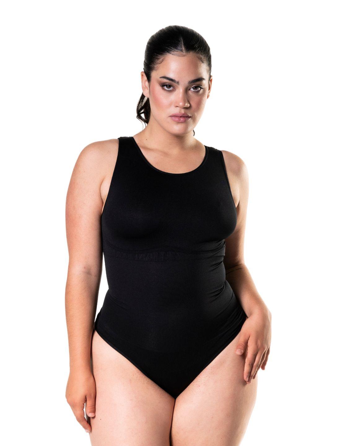 Body con tanga y escote redondo