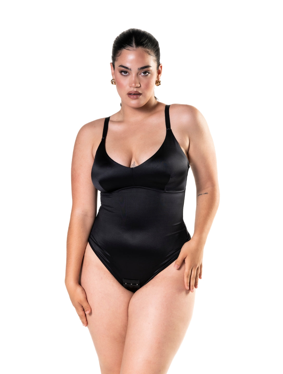 Body de satén con tanga arrebatado