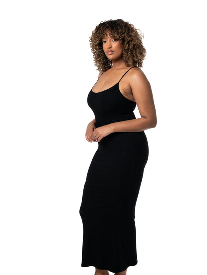 Vestido longo que acentua sua figura com elegância
