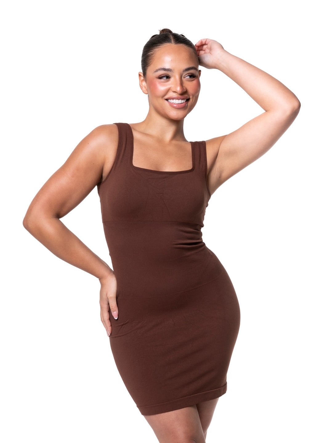 Elegante minivestido sem costuras com sofisticado decote quadrado