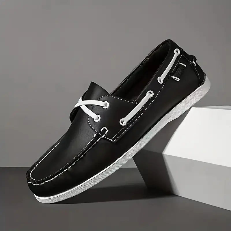 ZAPATOS NÁUTICOS DE HOMBRE DE PIEL SUAVE AZUL MARINO
