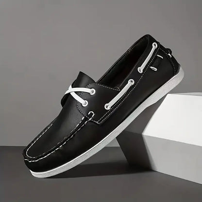 ZAPATOS NÁUTICOS DE HOMBRE DE PIEL SUAVE AZUL MARINO